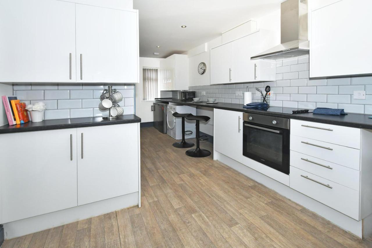 Townhouse @ Chiltern Place Newcastle Under Lyme Silverdale  Екстер'єр фото