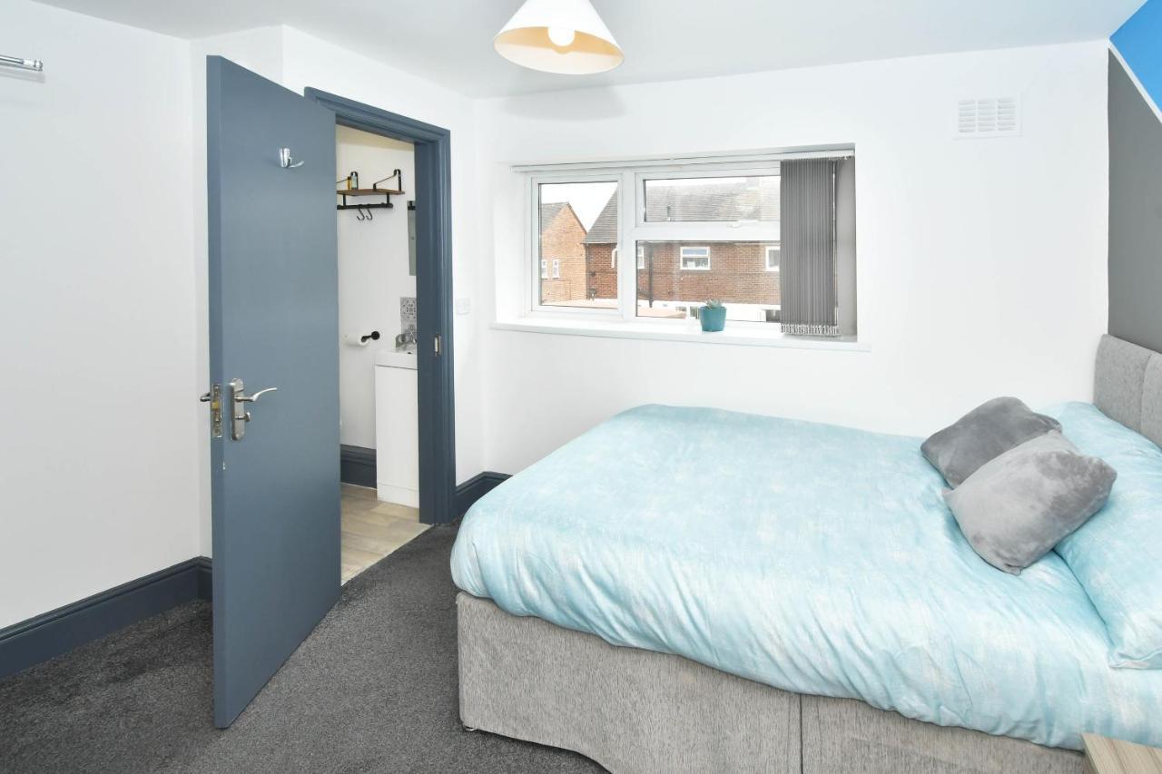 Townhouse @ Chiltern Place Newcastle Under Lyme Silverdale  Екстер'єр фото