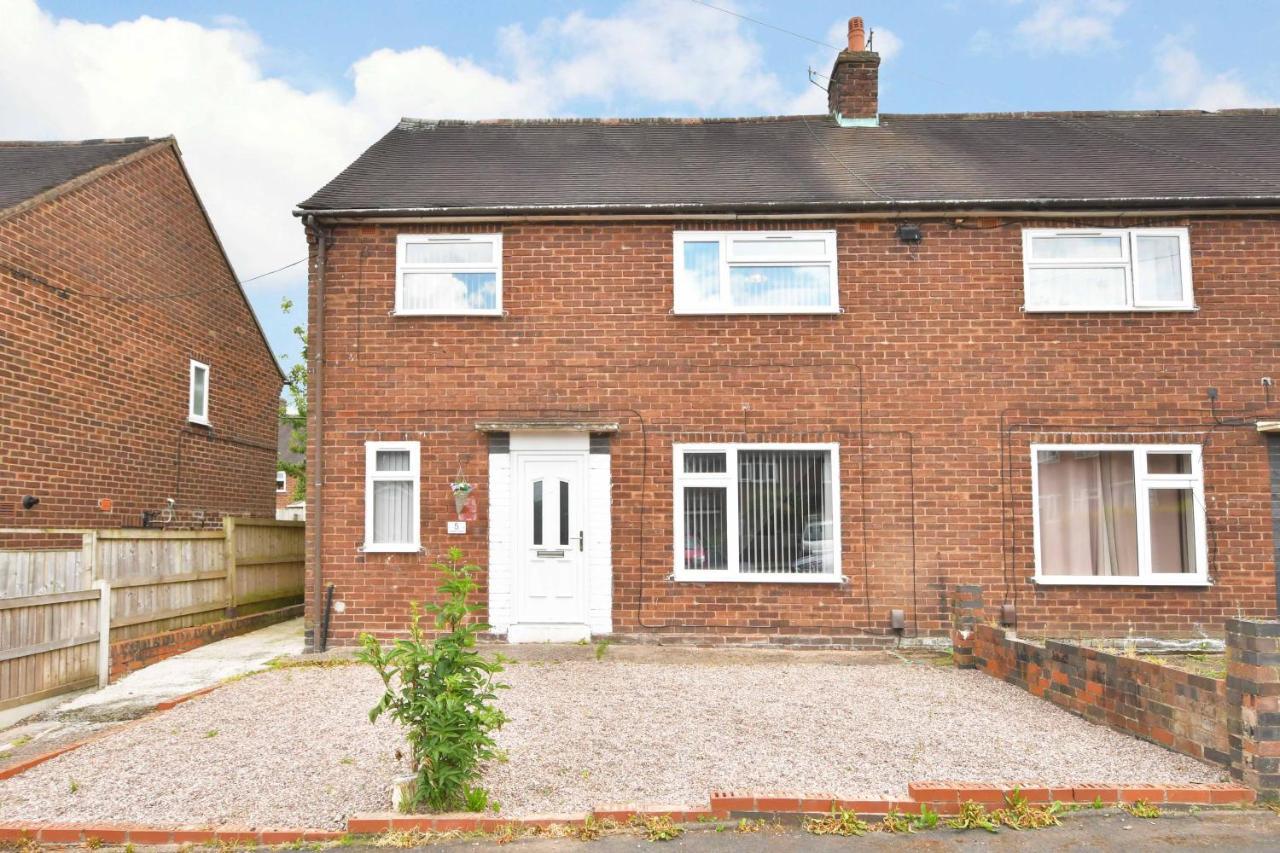 Townhouse @ Chiltern Place Newcastle Under Lyme Silverdale  Екстер'єр фото