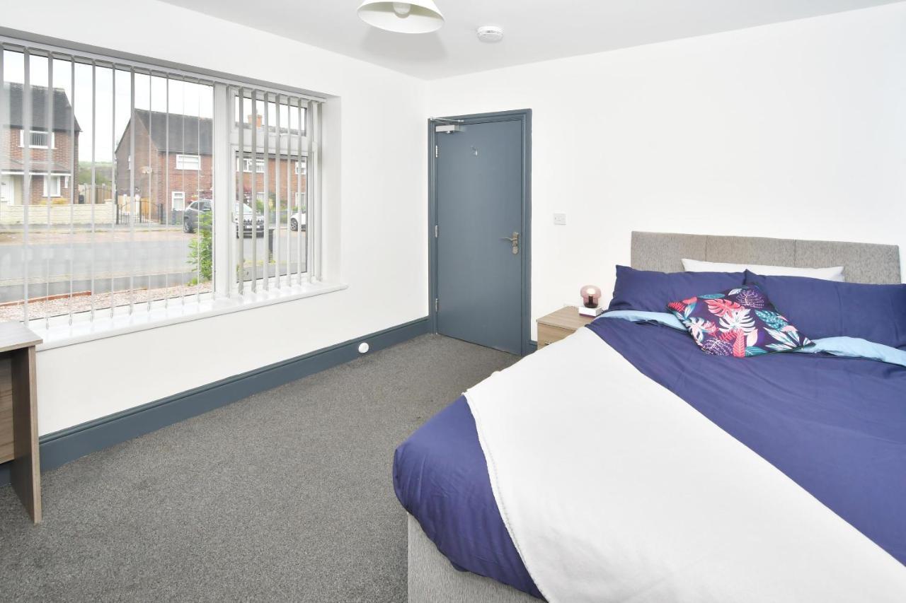 Townhouse @ Chiltern Place Newcastle Under Lyme Silverdale  Екстер'єр фото